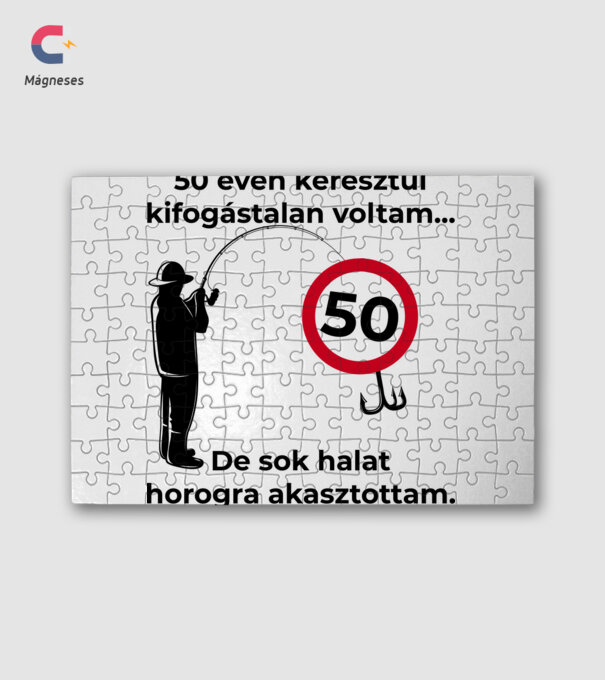  minta fehér pólón