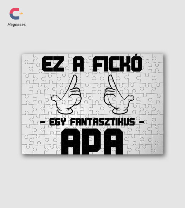  minta fehér pólón