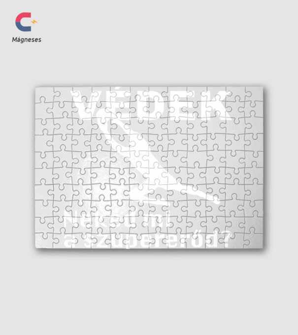  minta fehér pólón