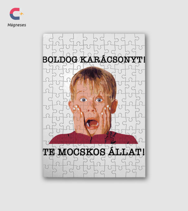  minta fehér pólón