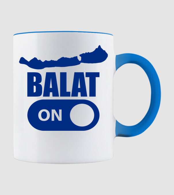  minta világoskék pólón