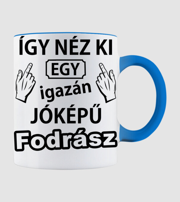  minta világoskék pólón