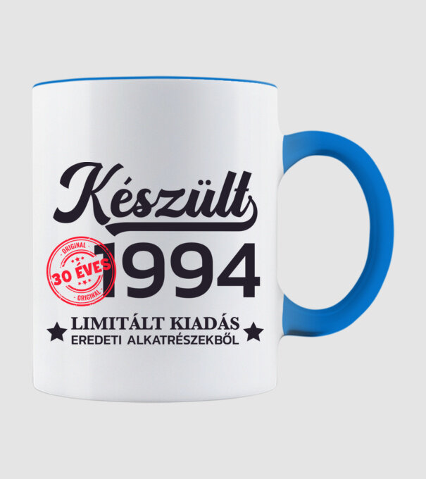  minta világoskék pólón