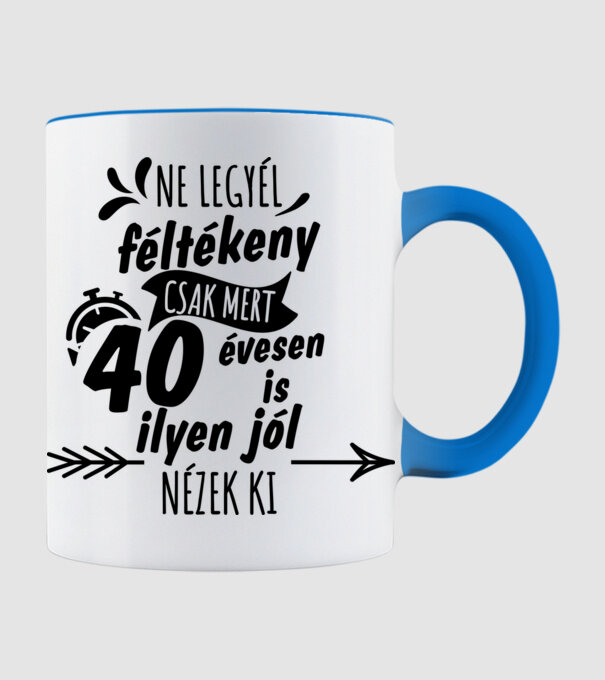  minta világoskék pólón
