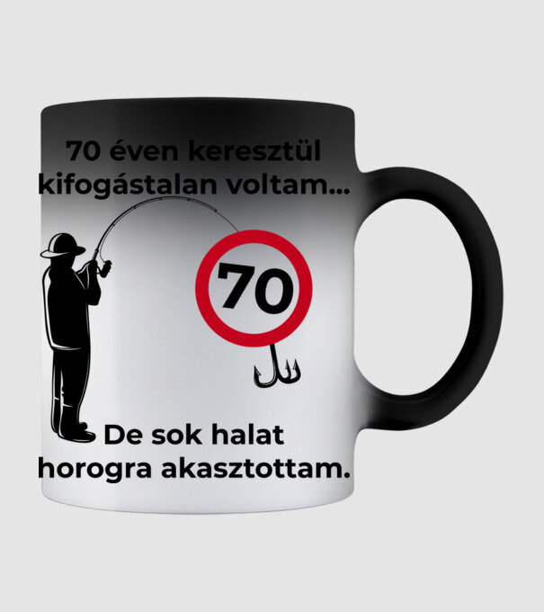  minta fekete pólón