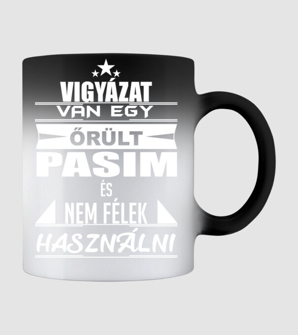  minta fekete pólón